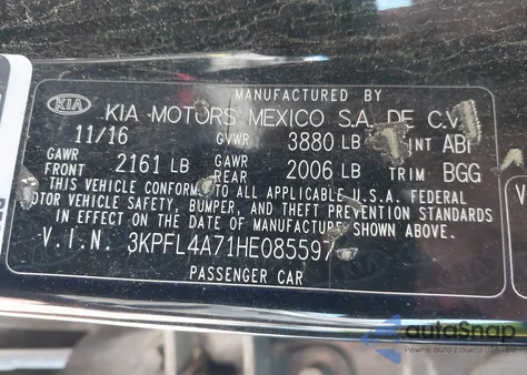 2017 Kia Forte Lx z USA, uszkodzony, nr VIN 3KPFL4A71HE085597